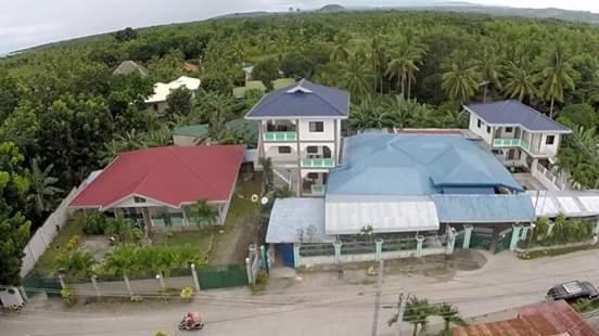 Rosita'S Cottages By The Road Moalboal Exterior photo