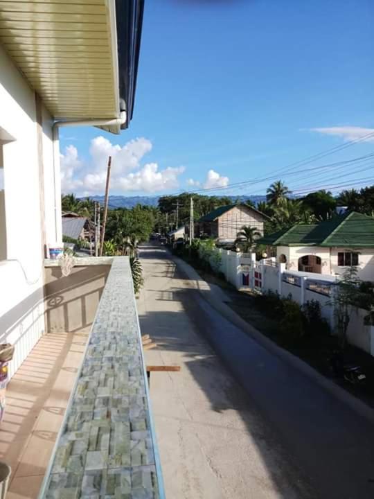 Rosita'S Cottages By The Road Moalboal Exterior photo